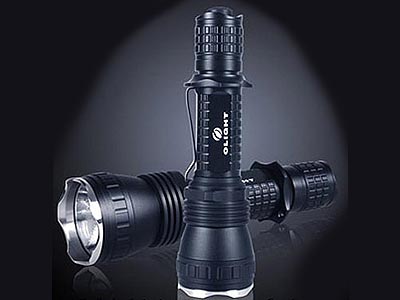 Olight M21X Flashlight (600 lumens)(includes batteries)