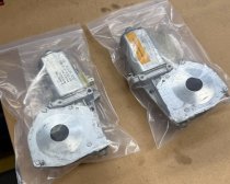 (51331369237)-Window Motor-733i (78-83)-Left Side (Genuine BMW) (1 available)