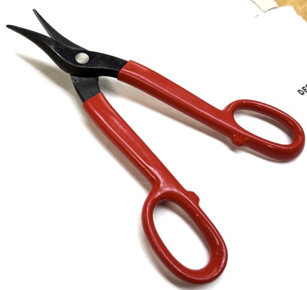 (983.10)-Duck Bill "Two-Way" Scroll Shears (for intricate patterns) (made in France) (1 available)