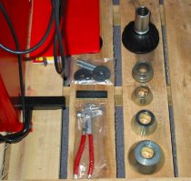 (Cemb)-Cemb C75 Tire Balancer (New-Below Cost)