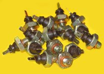 (61311354274)-Oil Pressure Switch (Coarse Thread) - most classic BMW (69-88) (Genuine BMW) (4 available)