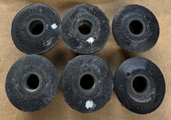(32411705063)-A/C Mounting Bushing (Front) - 320i (77-83), 318i (84-85), M3 (88-91) (Genuine BMW) (4 available)