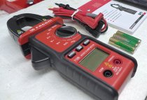 (712B) -Smart Clamp-on Digital Multimeter
