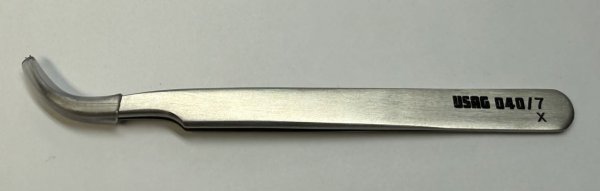 (143) -Tweezer-Curved with Non-Serrated Tips (USAG)