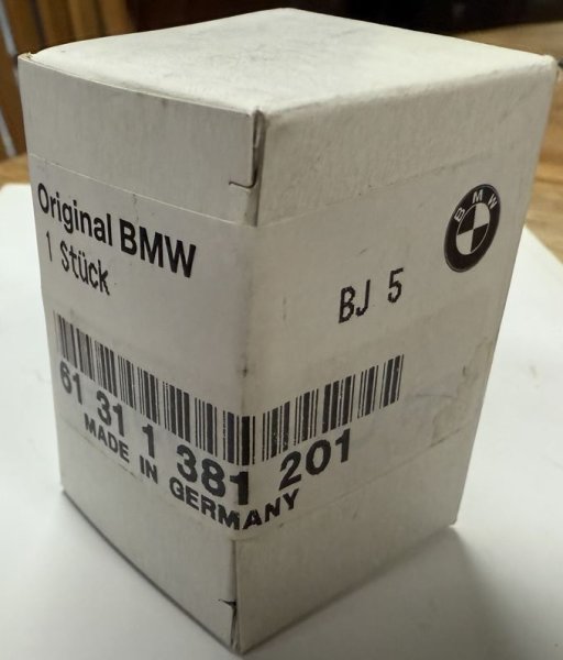(61311381201)-Blower Switch-318i/325e/325i/M3 (9/84-91), Z3 (96-01) (1 available)