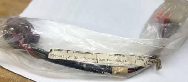 (61321374967) - Ignition Switch (Electrical Portion) - 318i/325e/325i/M3 (84-93) (E30) (1 available)