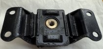 (33171129784)-Differential Mount - 528e/524td (85-88), 633/635 (83-89) (alt-33171129786) (1 available)