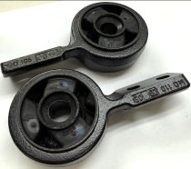 (31129058931 + 31121139789 + 31121139790)-Control Arm Bushing Set Pre-Installed in Brackets-318/325 (84-91, E30) (1 set available)