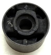 (31129059288)-Control Arm Bushing (1/2 Set=1 bushing)-E36 (318/323/325/328) & Z3 (Boge) (1 available)