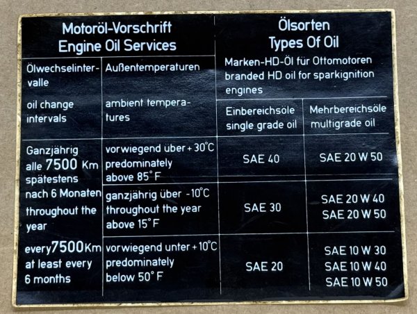 (Decal/Sticker-O)-BMW Engine Oil Services decal (1 available)
