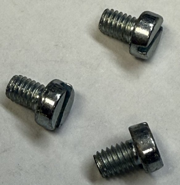 (M4-Screw)-Points & Condensor Screw - Bavaria/CS, 1600/2002/2002tii, E12/E23/E24 (pre-82) (30 available)
