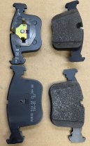(34111160296)-Brake Pad Set (Front with Shims) - 850i/850csi w/floating calipers (91-95) (Jurid=OEM) (2 sets available)