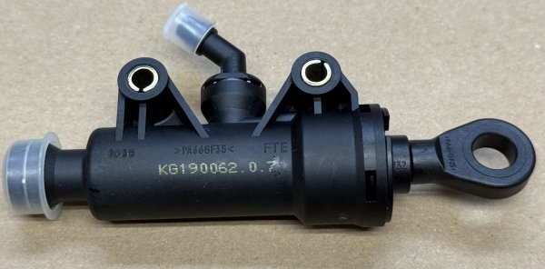 (21526758829)-Clutch Master Cylinder-318i/325i/328i/M3 (10/94-4/97) & Z3 (-4/97) (alt-21521162303) (FTE) (1 available)