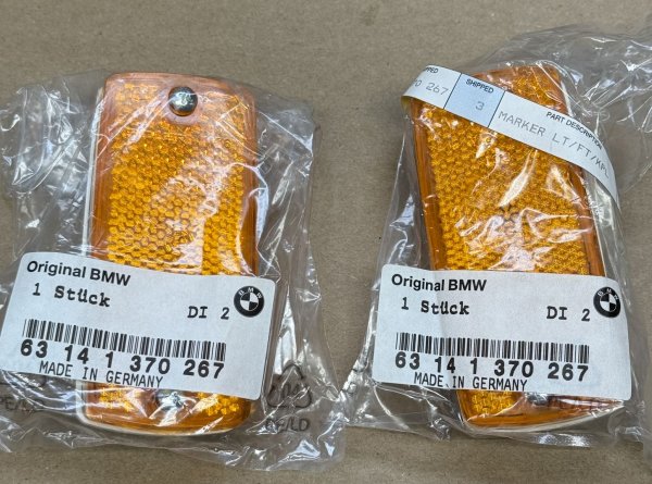 (63141370267)-Front Side Marker Assembly-318/325 (-85), E28 (all), E32/E34, E36/E46, E38/E39 (Genuine BMW) (2 available)