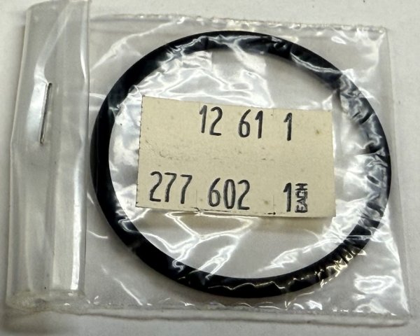 (12611277602)-O-Ring for Oil level Sender - 325e/i (84-91), 525i (89-90) (3 available)
