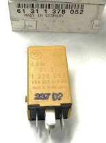 (61311378052)-Daytime Light Relay - 735i/740i/750i (88-94), 525i/530i/535i/540i/M5 (89-95) (Genuine BMW) (2 available)