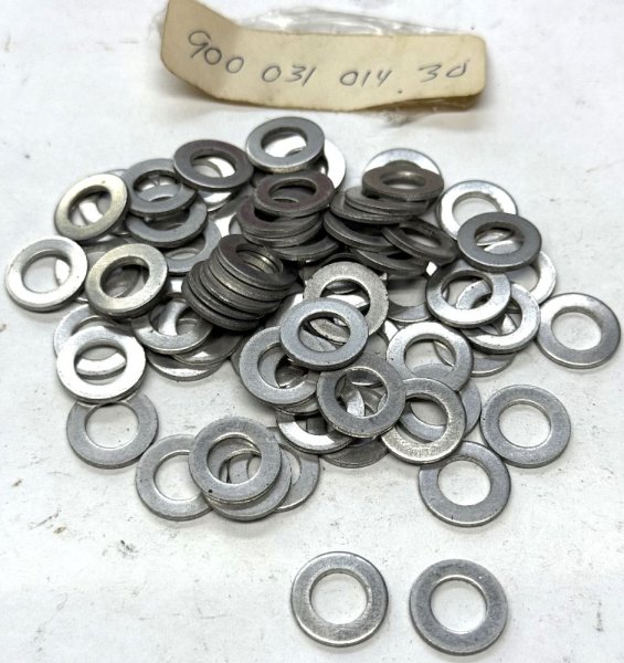 (90003101430)-Porsche Valve Cover Washer-911/911turbo (70-89). 914 (70-76) (70 available)