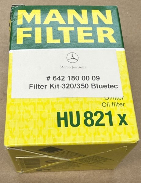 (MB)(6421800009)-Oil Filter Kit-Mercedes Bluetec Diesel (Mann) (1 available)