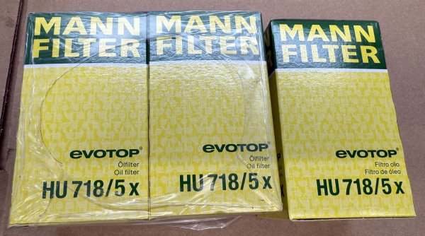 (MB)(0001802609)-Oil Filter Kit (fleece filter)-Mercedes M112 M113 M272 and M273 applications (Mann HU718/5x) (3 available) (ea)
