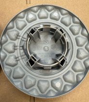 (36131179828)-Wheel Cap (for BBS style 5 Cross Spoke wheels)-525/535 (E34), 635 (E24), 735/740/750 (E32) (Genuine BMW) (2 available)