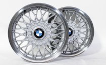 (36131179828)-Wheel Cap (for BBS style 5 Cross Spoke wheels)-525/535 (E34), 635 (E24), 735/740/750 (E32) (Genuine BMW) (2 available)