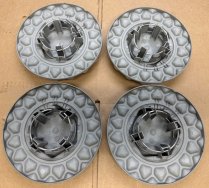 (36131179828)-Wheel Cap Set (Pre-owned) (4 caps) (for BBS style 5 Cross Spoke wheels)-525/535 (E34), 635 (E24), 735/740/750 (E32) (1 set available)