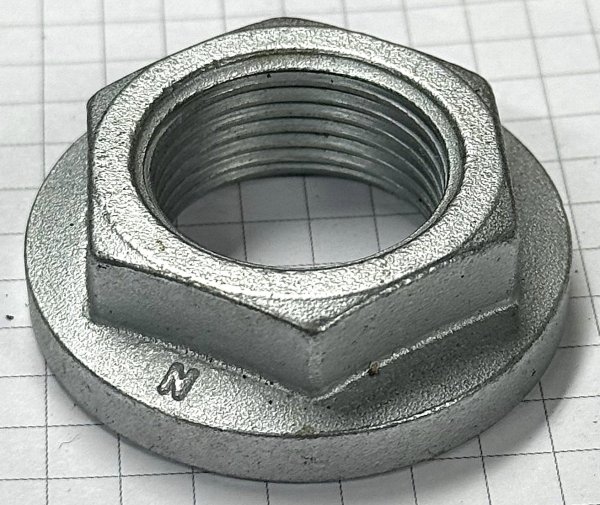 (33411125664)-Rear Axle Nut - 318i/325e/325i/325ix/M3 (84-91), 318ti (E36) & Z3 (96-02) (1 available)