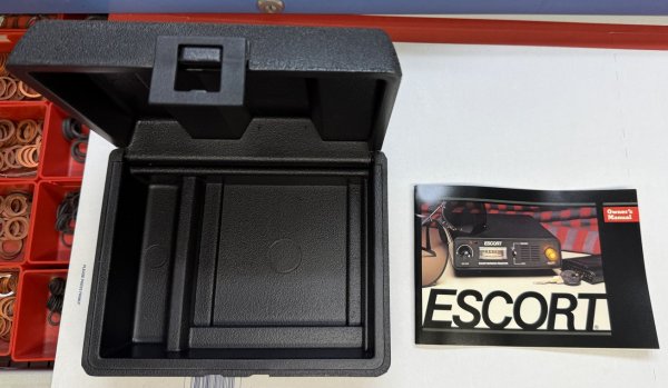 (Radar)-Escort Radar Detector Case and Manual (NEW)