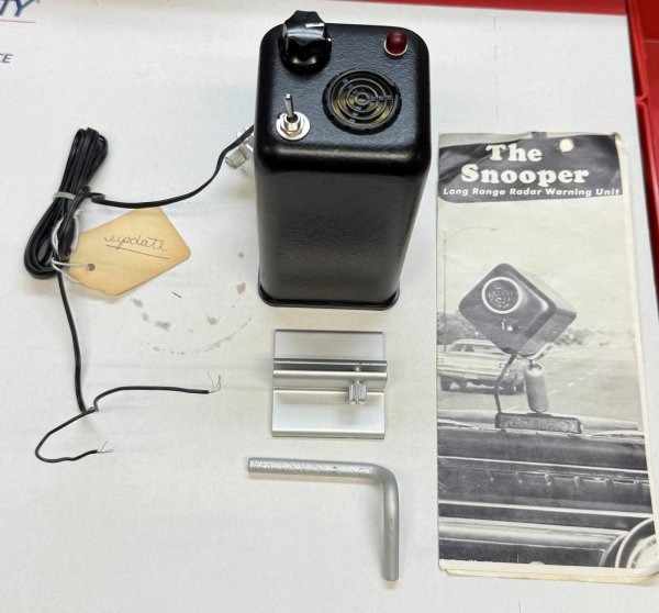 (Radar)-Snooper Radar Detector (original, mid 70's)