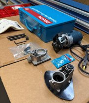 (Bosch 1609)-BOSCH 1609 Laminate Trimmer INSTALLER'S KIT w/3 Bases in Metal Case (Like New)