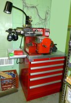 Accuturn 8944 Brake Lathe with Lista 5-drawer cabinet (Pickup only-northern NJ)