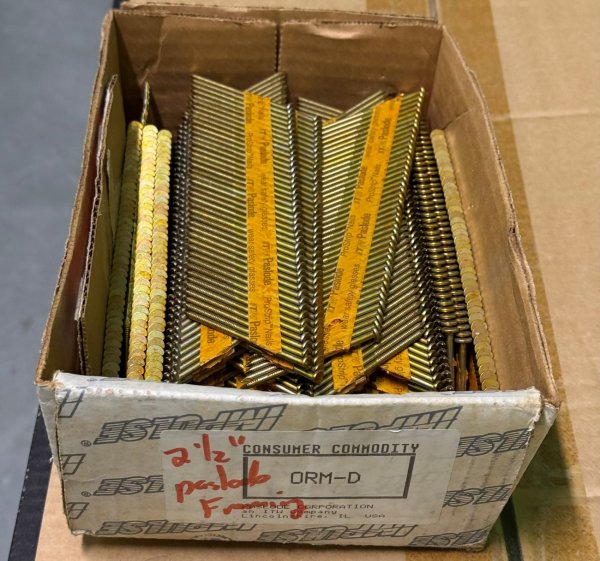 (Paslode) - 2 1/2" Hot Dipped Galvanized Framing Nails (close to a full box)