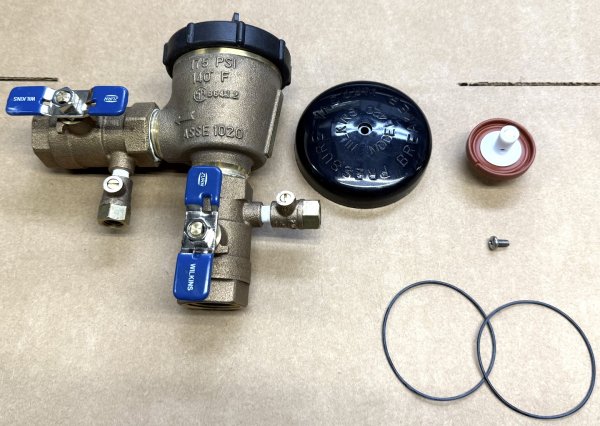 (Zurn Wilkins 420 - 1) - Pressure Vacuum Breaker for Irrigation Systems (1") - NEW! (missing 1 part)