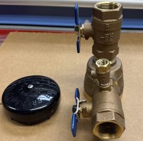 (Zurn Wilkins 420 - 1) - Pressure Vacuum Breaker for Irrigation Systems (1") - NEW! (missing 1 part)