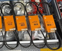 (Belt-10x983)(11 23 1 717 016)-Alternator Belt - 525i (89-90)(E34) (1 available)