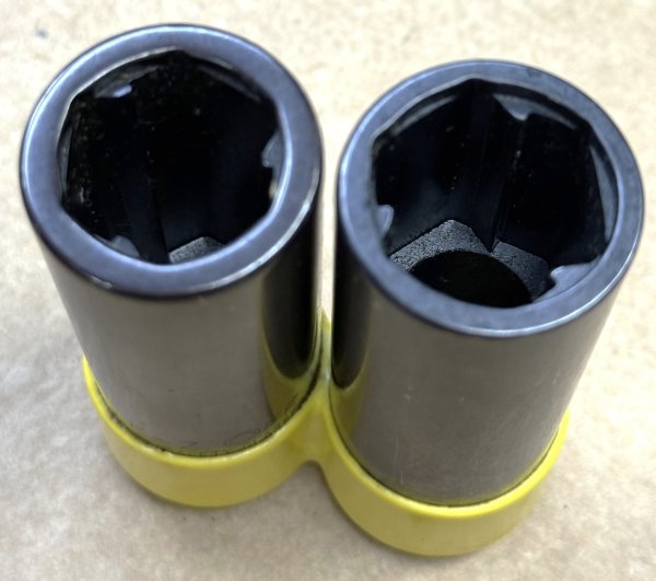 (EZ Off)-Wheel bolt Removal Socket Set -3/4" (19mm) & 13/16" (made in USA) (1 set available)