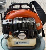 (Husqvarna 155BF) - Backpack Blower (used by homeowner for 2 seasons)- local pickup only in Northern NJ