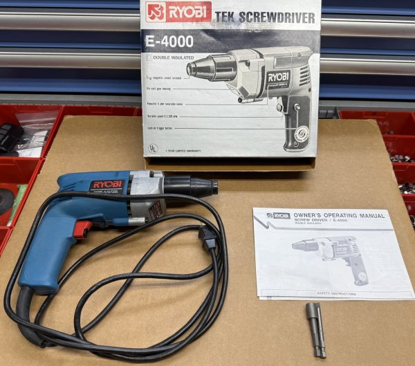 (Ryobi E-4000) - Ryobi E-4000 Screw/Tek Driver (like new) (made in Japan)