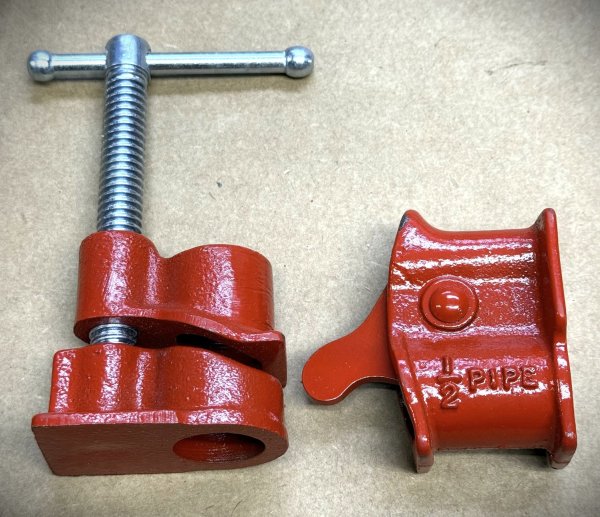 (Craftsman)(9-6675)-Vintage SEARS Gluing Clamp For Use With 1/2” Threaded Pipe (new)