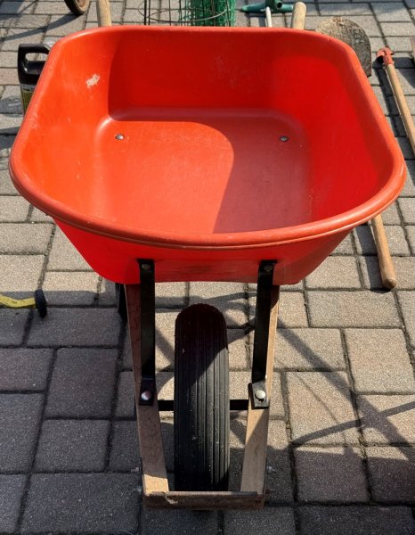 Wheelbarrow - Home Depot brand (lightly used) (sold)
