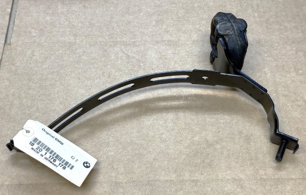(18201176178) - Muffler Clamp (Upper) - 325e (84-9/85 (use 1) (with 838 hanger) (Genuine BMW) (1 available)